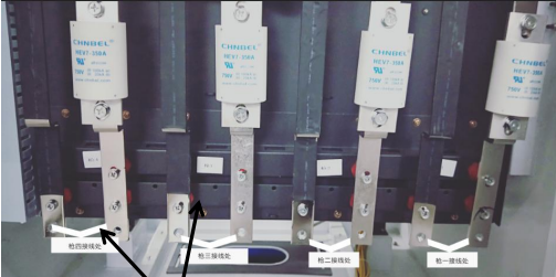 一机八枪分体式充电桩(图3) 一机八枪分体式充电桩(图3)