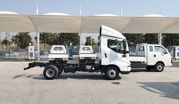 【重卡电动先锋】乐玩LEWIN300-400kW重卡充电桩：亮点与应用典范